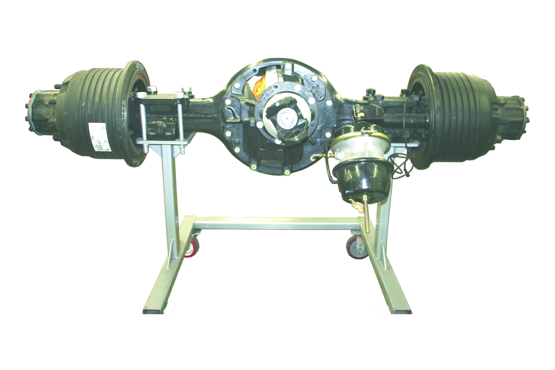 Meritor Drive Axle with Cutaway Differential